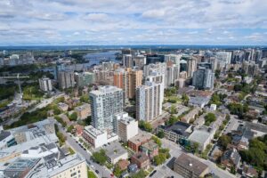 Image: Ottawa Downtown (Credit: Harleyd613) 